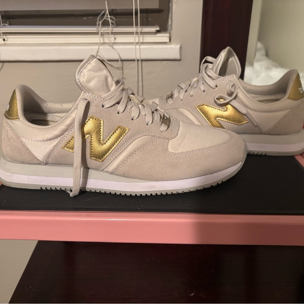 Vintage New Balance 420 Cream and Gold Sneakers